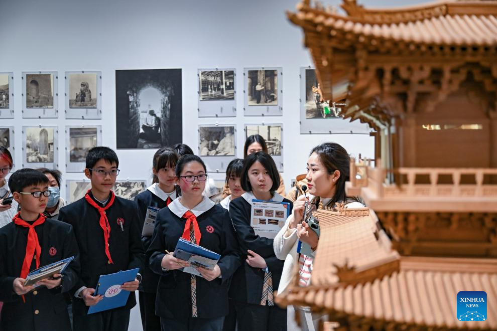 New school semester starts in China