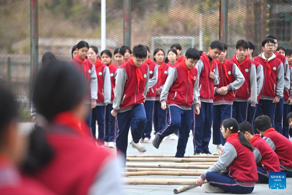 New school semester starts in China