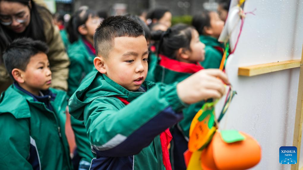 New school semester starts in China