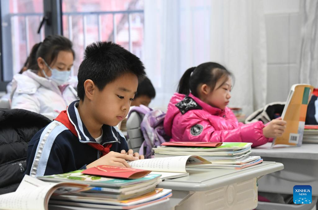 New school semester starts in China