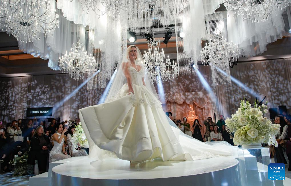 Bridal fashion show held in Vancouver