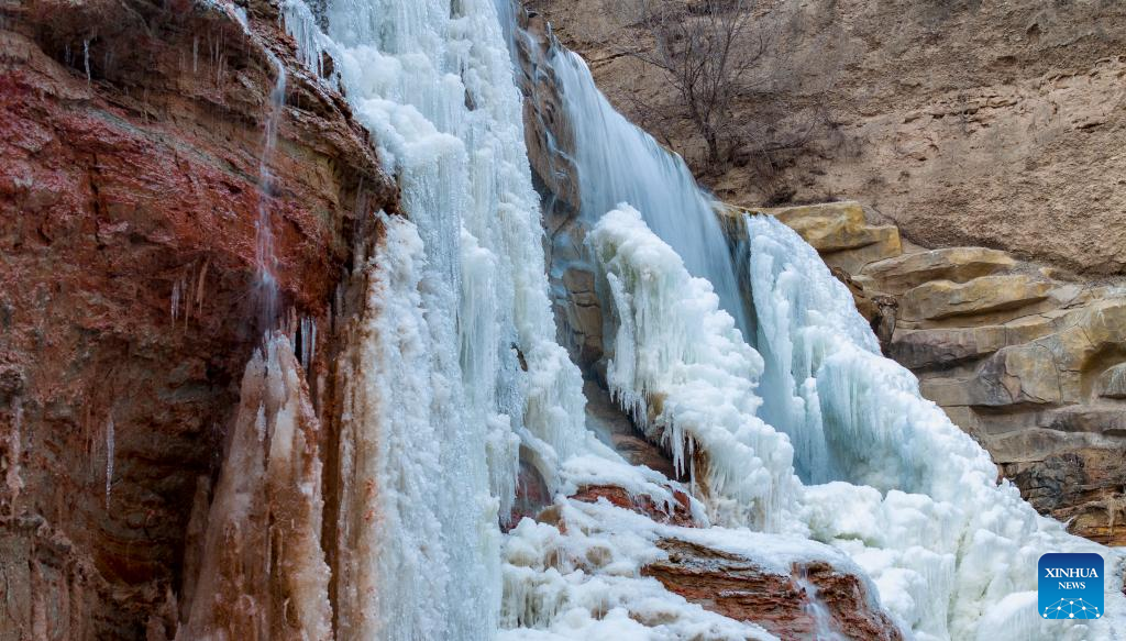 Scenery of Ruhe waterfall in NW China's Ningxia