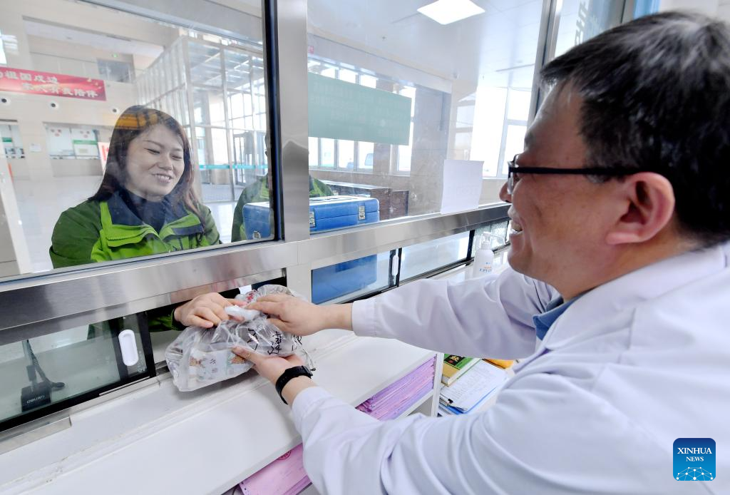 Shared TCM pharmacy management system in N China enables residents to access high-quality services