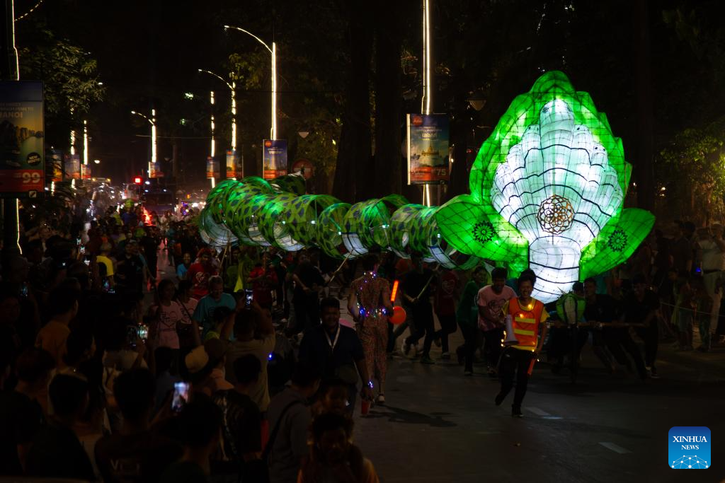 Parade of giant puppets held in Siem Reap, Cambodia