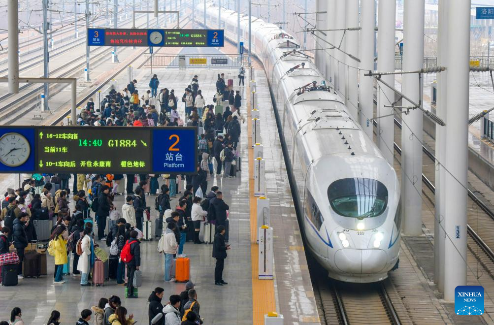 Over 9 bln trips estimated during China's Spring Festival travel rush