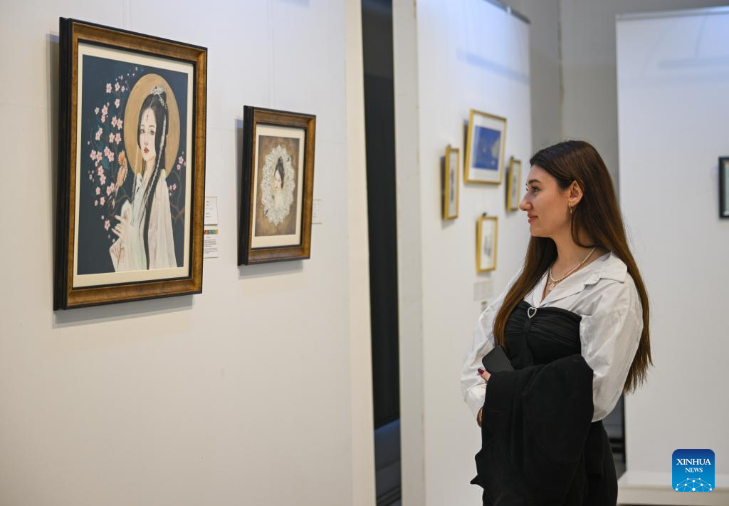 Int'l art exhibition opens in Istanbul, Türkiye