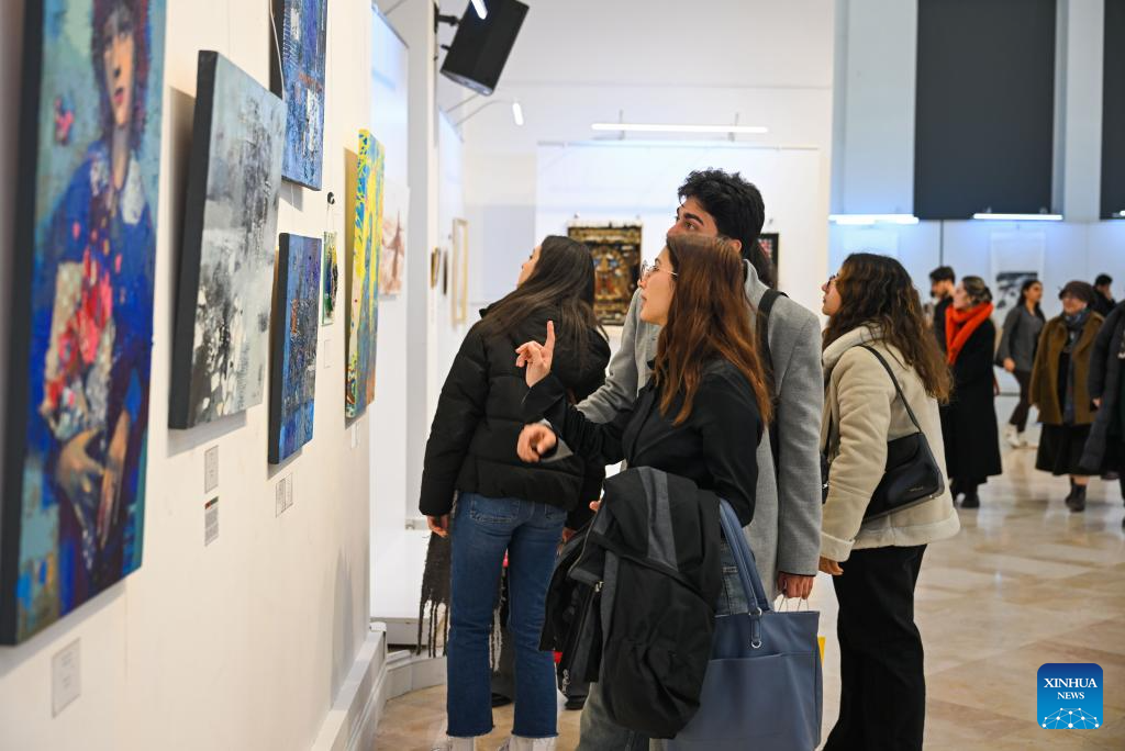 Int'l art exhibition opens in Istanbul, Türkiye