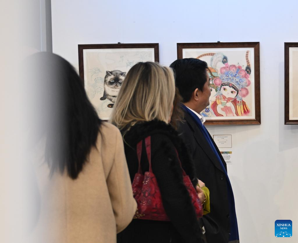 Int'l art exhibition opens in Istanbul, Türkiye