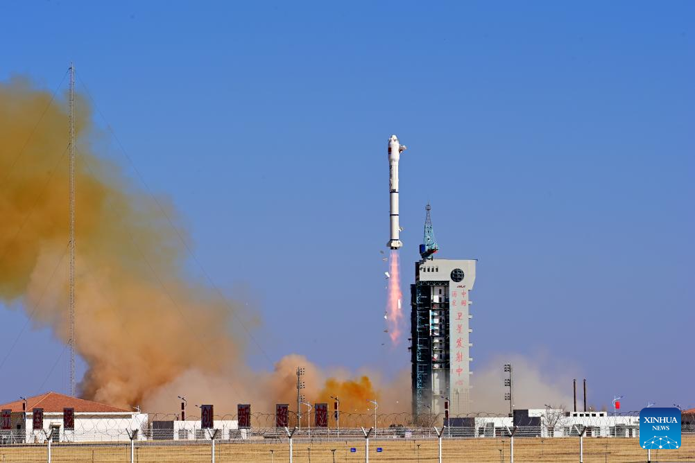 China launches two new satellites