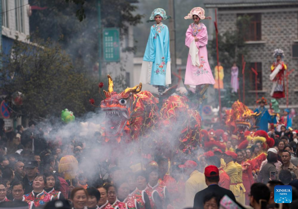 Parade featuring Daba Gaozhuang held in southwest China's Sichuan