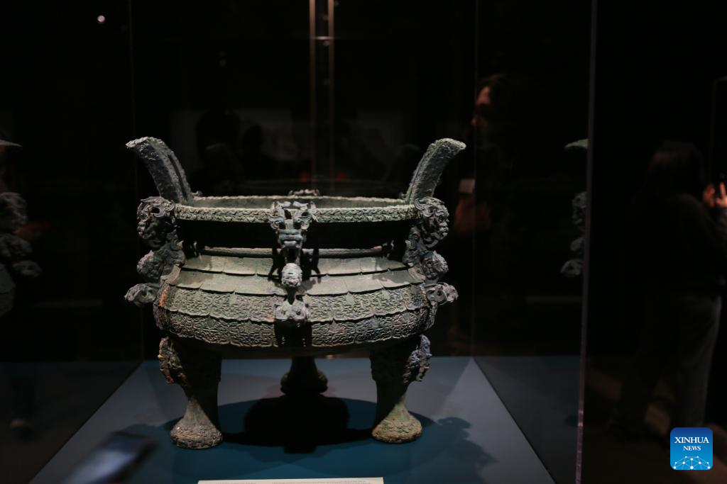 Ritual bronzes from ancient China on display in New York City