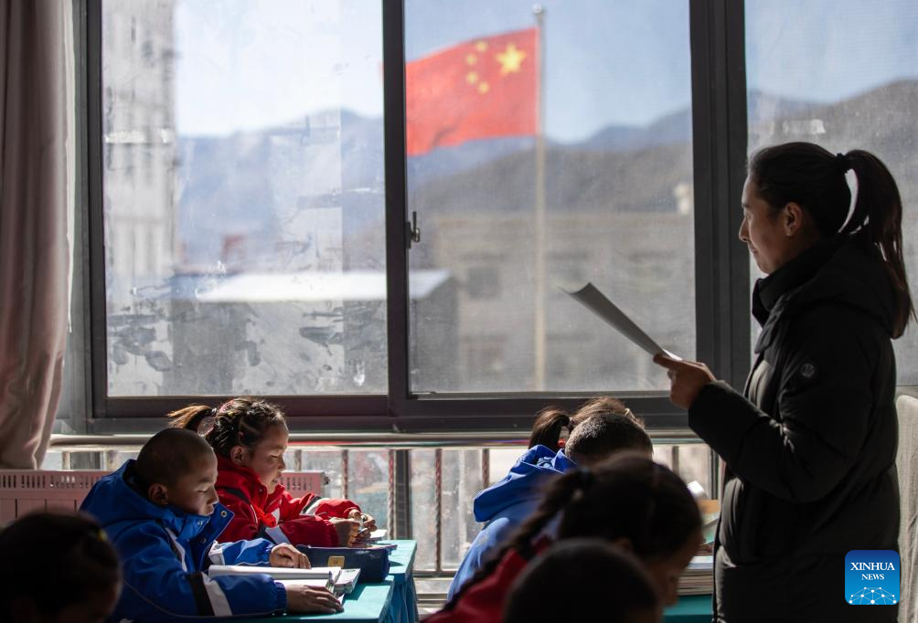 Xizang schools start new semester two months after earthquake