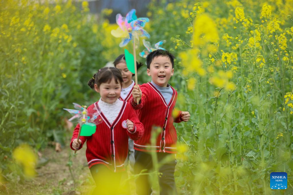 Spring scenery across China