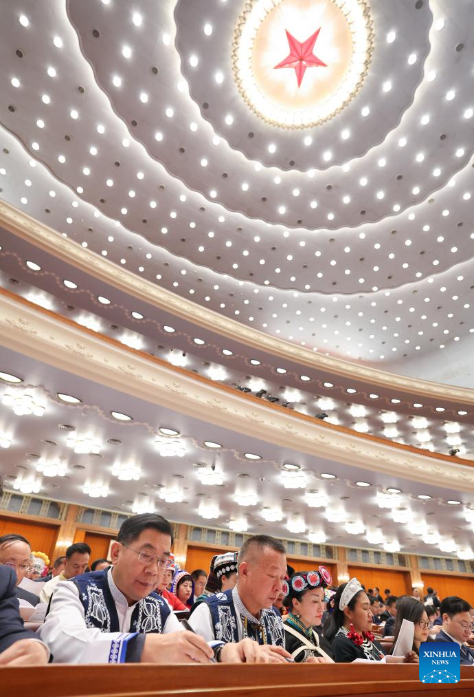 2nd plenary meeting of 3rd session of 14th NPC held in Beijing