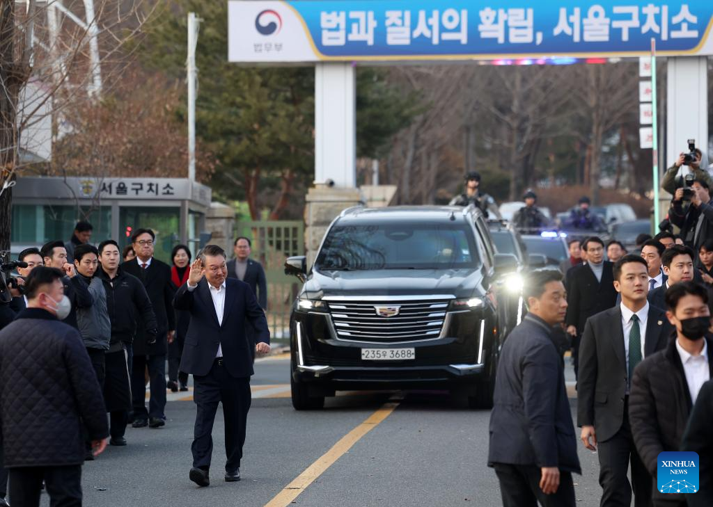 S. Korean president released as prosecution decides not to appeal