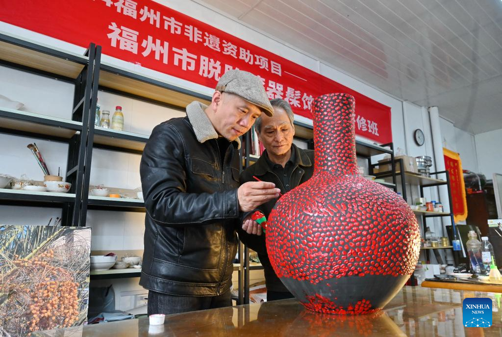 New vitality injected into inheritance of intangible cultural heritage in SE China's Fuzhou