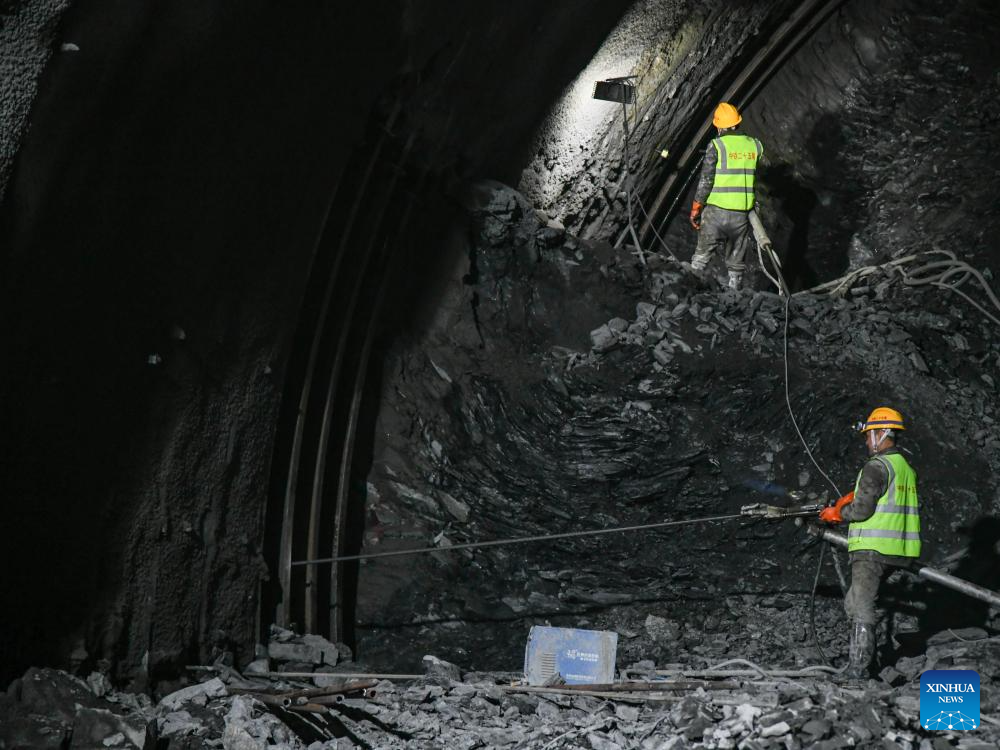 In pics: Banyou No.1 Tunnel along Xining-Chengdu railway in China's Sichuan