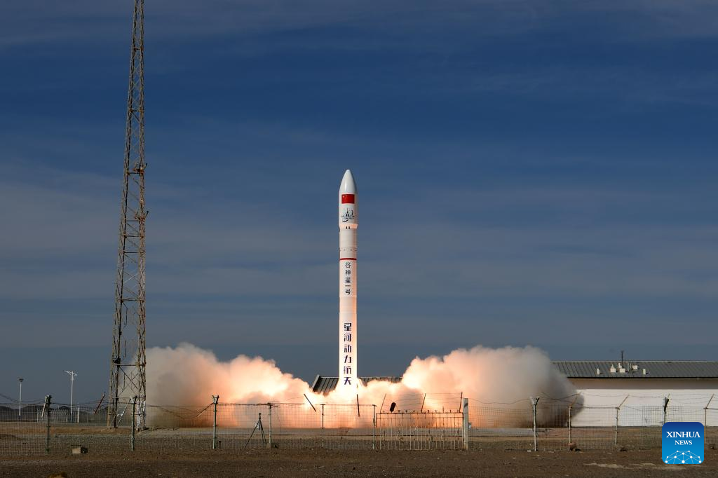 China launches 8 new satellites