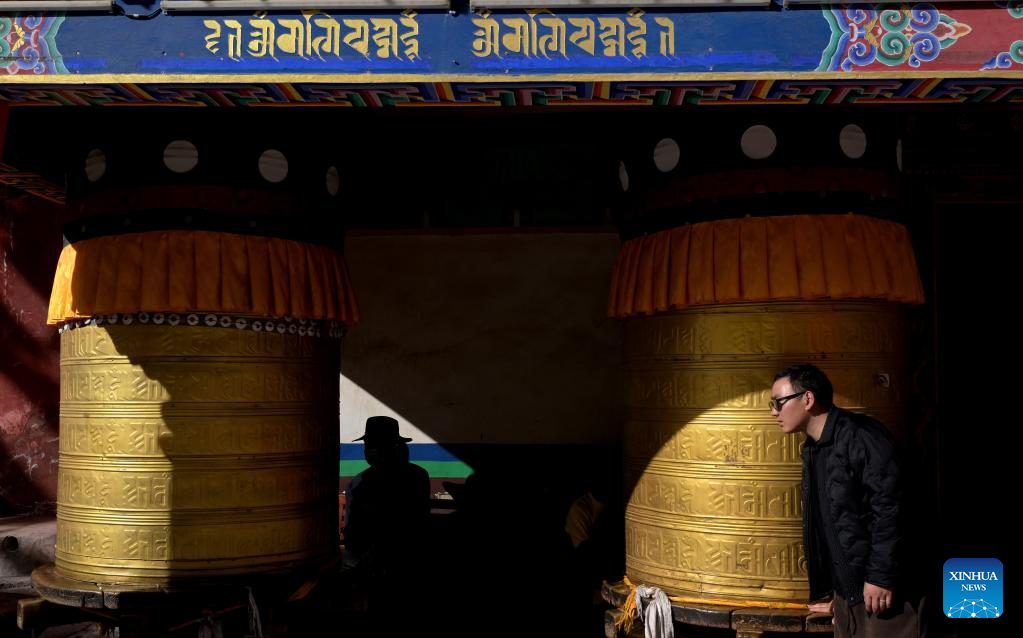 In pics: Cultural relic Jiana mani stone mound in Yushu, China's Qinghai