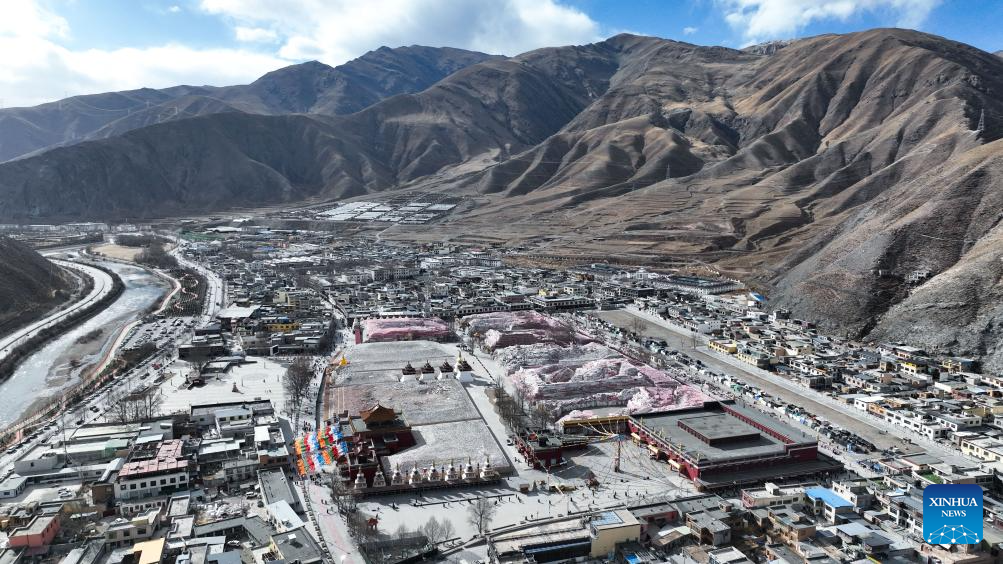 In pics: Cultural relic Jiana mani stone mound in Yushu, China's Qinghai