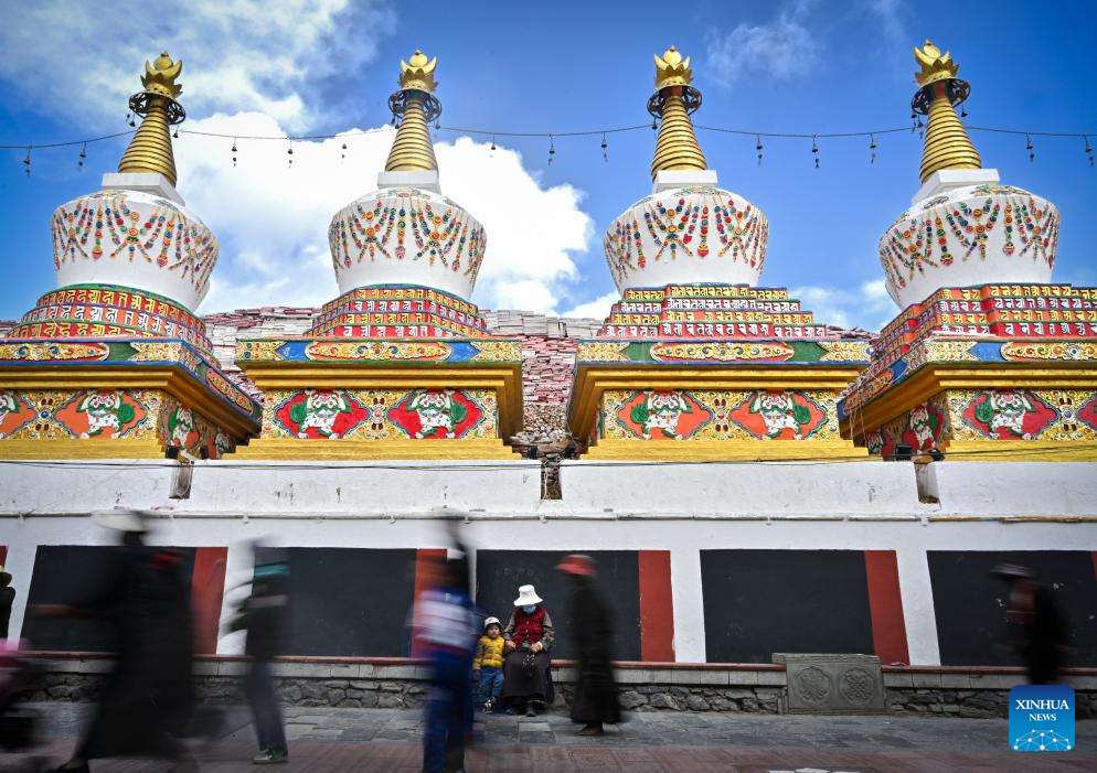 In pics: Cultural relic Jiana mani stone mound in Yushu, China's Qinghai