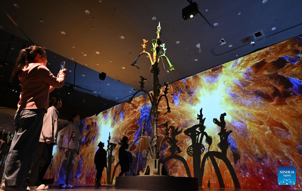 Immersive art exhibition of Sanxingdui opens in China's Tianjin