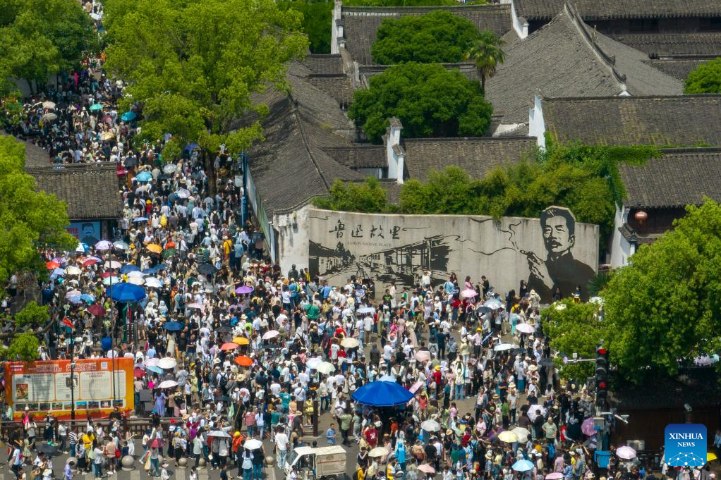 China's May Day holiday travel boom highlights consumer vitality