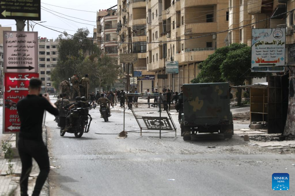 Death toll rises to 39 in sectarian clashes near Damascus as ceasefire falters