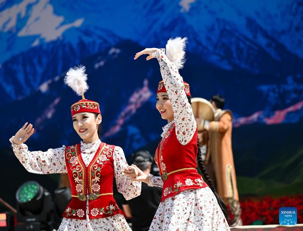 Festival held in Almaty to celebrate Kazakhstan's National Unity Day
