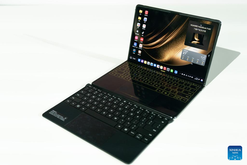 China Focus: Huawei launches PCs running self-developed operating system