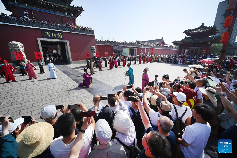 Tourism Day marked across China