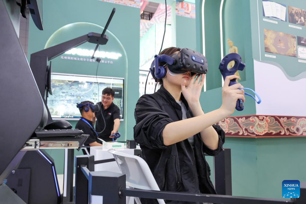 21st China (Shenzhen) Int'l Cultural Industries Fair kicks off