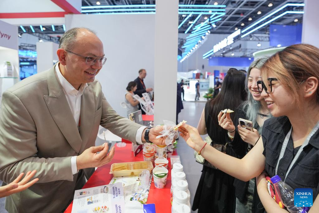 Featured products highlight openness, unlock trade potential between China, CEEC