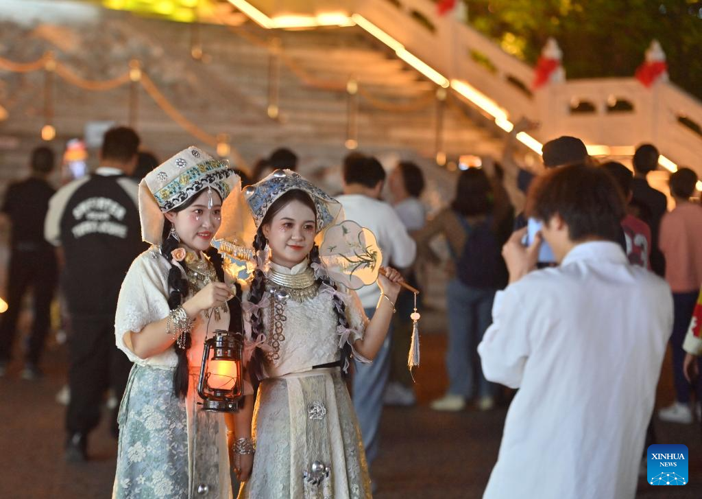 Night economy booms in south China's Guangxi