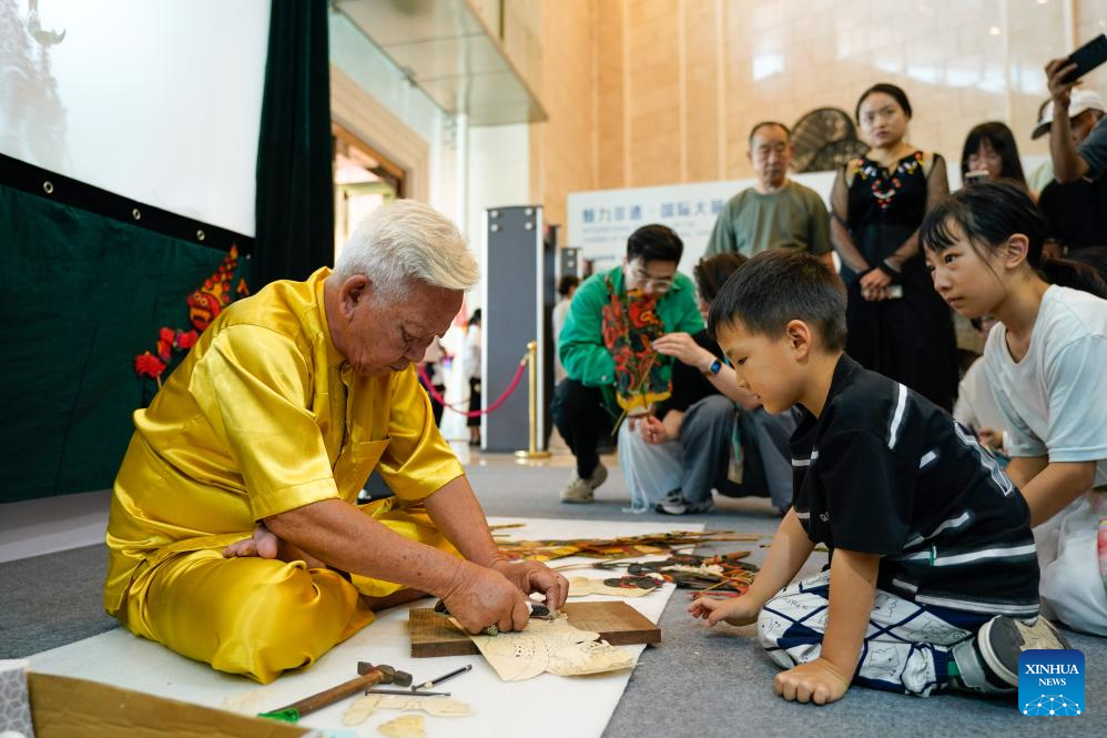 9th Int'l Festival of Intangible Cultural Heritage held in Chengdu