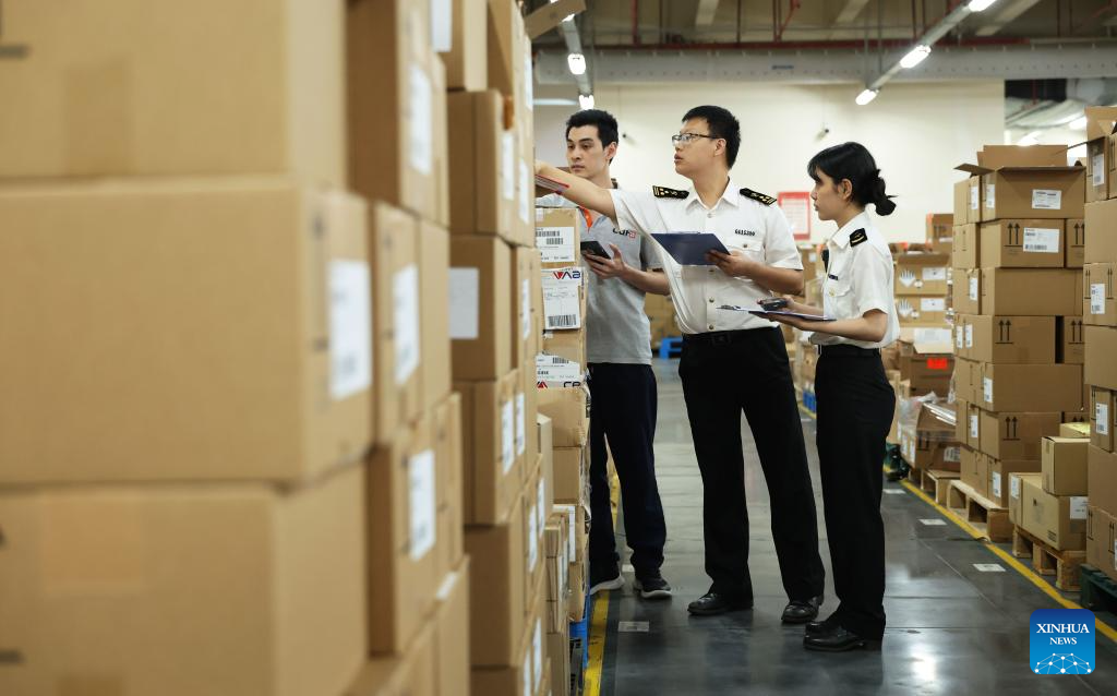 China's Hainan promotes development of duty-free shopping sector