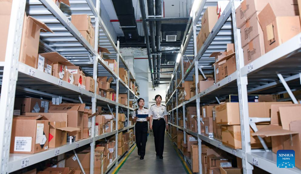 China's Hainan promotes development of duty-free shopping sector