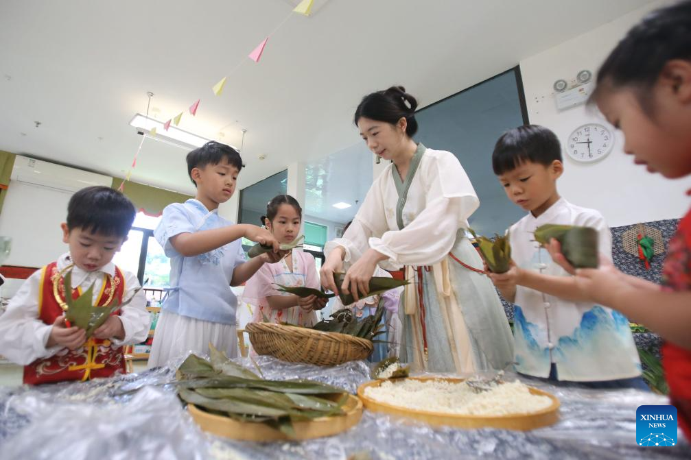 Dragon Boat Festival celebrated across China