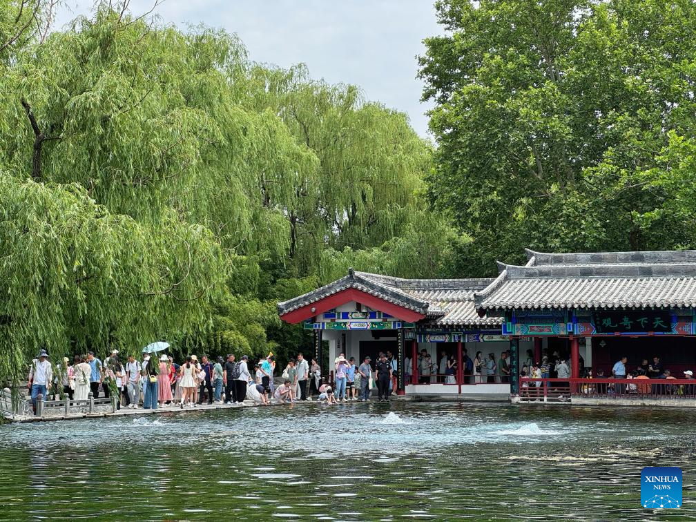 China's domestic trips rise 5.7 pct during annual Duanwu holiday