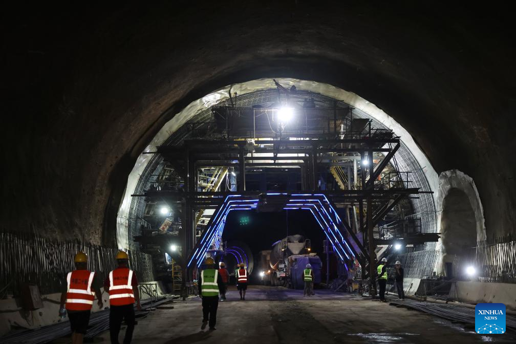 Zhaowan Tunnel of Lanzhou-Hezuo high-speed railway under construction in China's Gansu