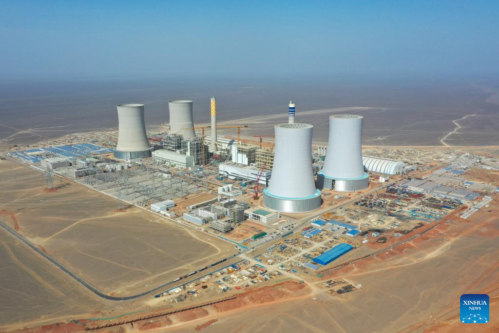 New ultra-high voltage project begins operation to deliver power from Xinjiang to Chongqing