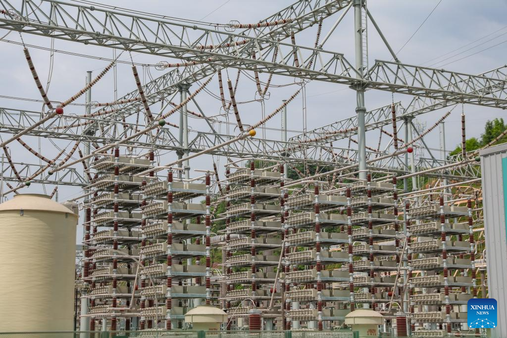 New ultra-high voltage project begins operation to deliver power from Xinjiang to Chongqing