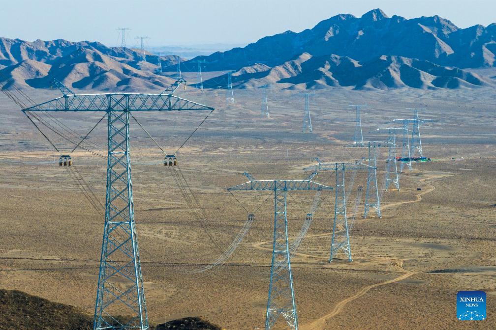New ultra-high voltage project begins operation to deliver power from Xinjiang to Chongqing