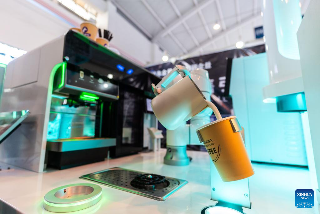 High-tech exhibits displayed at 9th China-South Asia Expo in Kunming