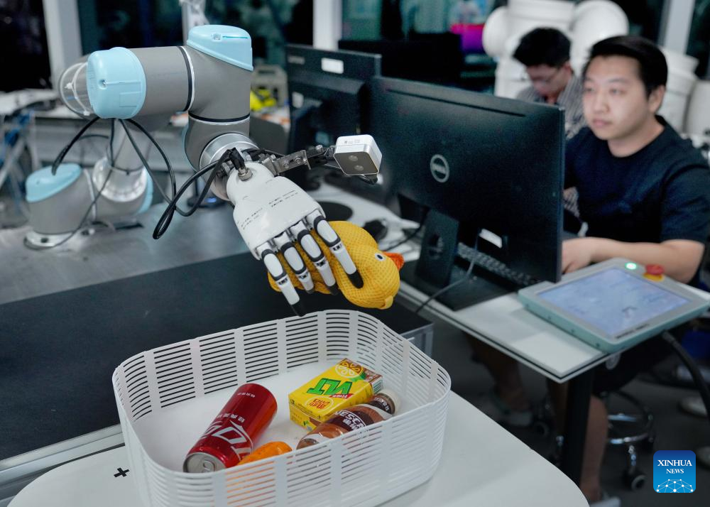 Guangdong takes various measures to boost robot industry
