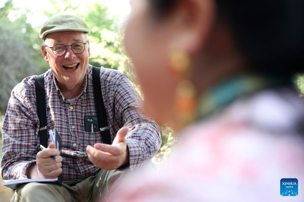 Dutch scholar delves deep into world of Chinese folk songs