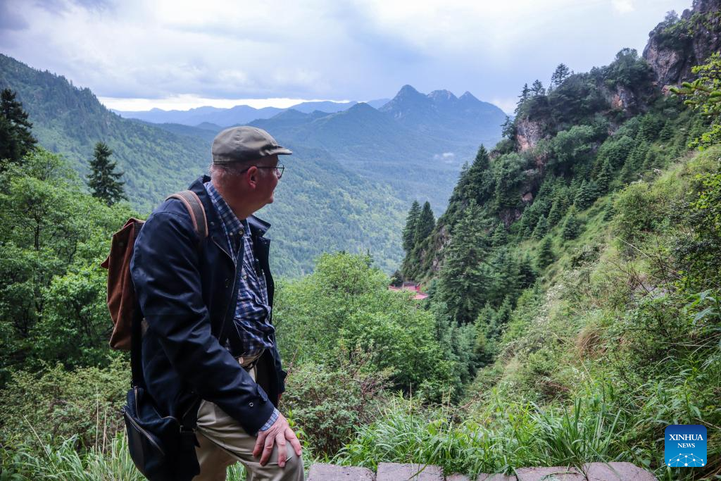 Dutch scholar delves deep into world of Chinese folk songs