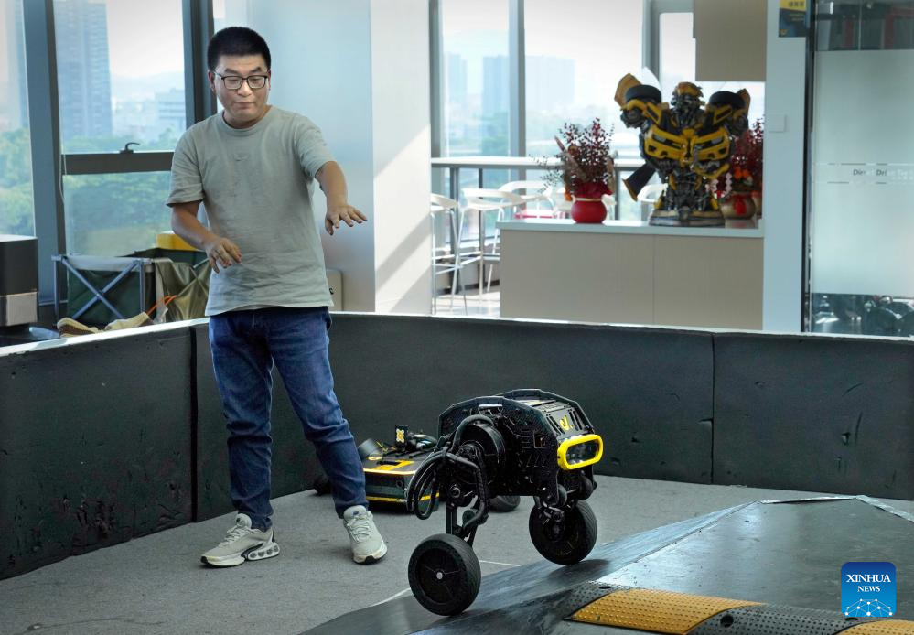 Guangdong takes various measures to boost robot industry