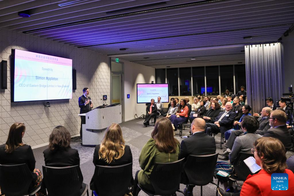 Alumni reception strengthens educational ties between New Zealand, China
