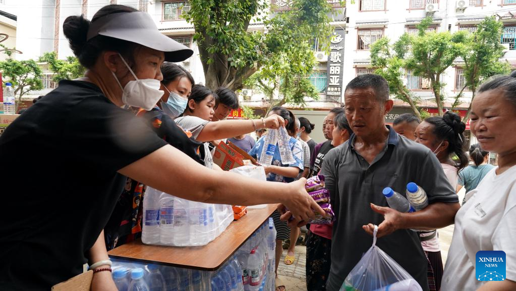 Relief efforts continue in flood-hit Rongjiang, Guizhou